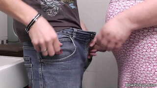 مارس الجنس ذائع الصيت في الدهون حفرة