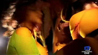 جب میں محبت کرتا ہوں جو آدمی کے آخر میں منسلک کیا جاتا ہے