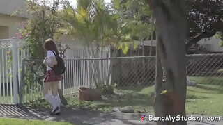 Младите Богородица Промаши Класа Да Го Ебам Нејзиното Момче