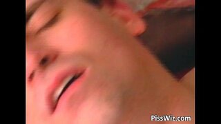 Matura blonda suge pula si se