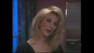 Apik banget pirang lady nyedot pitik jago lan nemu dheweke jambon cunt ngaco ing kursi ireng